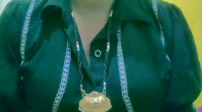 Snapshot of LOVE-SUSHILA chatting on 02/11/25, 12:15 LOVE-SUSHILA online show from 02/11/25, 12:15