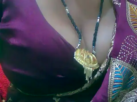 Snapshot of LOVE-SUSHILA chatting on 03/10/25, 10:28 LOVE-SUSHILA online show from 03/10/25, 10:28