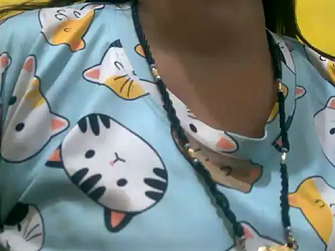 Snapshot of LOVE-SUSHILA chatting on 02/20/25, 12:04 LOVE-SUSHILA online show from 02/20/25, 12:04