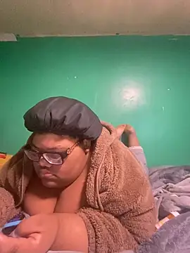 Snapshot of dondivax3 chatting on 12/08/24, 02:30 dondivax3 online show from 12/08/24, 02:30