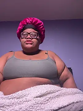 Snapshot of dondivax3 chatting on 10/27/25, 06:03 dondivax3 online show from 10/27/25, 06:03