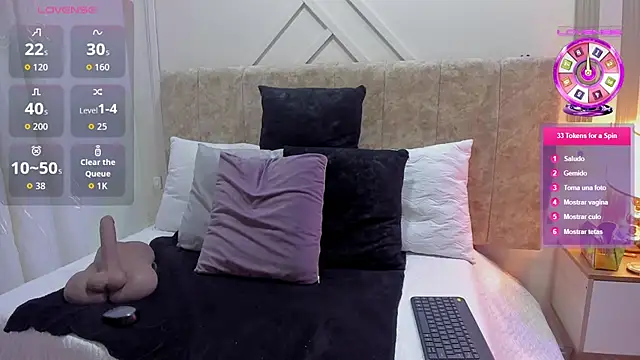 ashley  foxx  online show from 12/16/25, 01:48