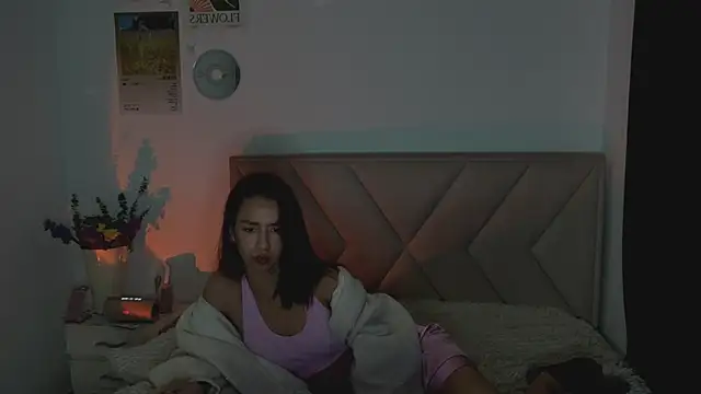 Snapshot of Bonnieshyy chatting on 05/29/26, 06:19 Bonnieshyy online show from 05/29/26, 06:19