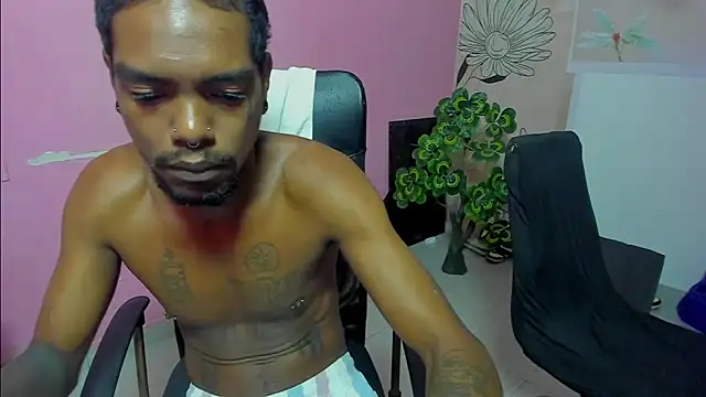 bigblackhotx1 online show from 02/27/26, 10:15