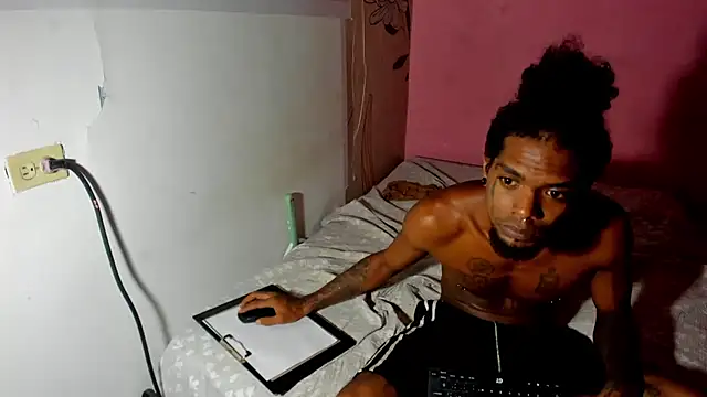 bigblackhotx1 online show from 05/25/26, 10:25