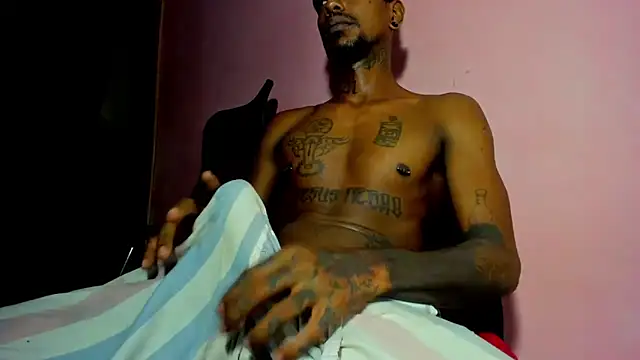 bigblackhotx1 online show from 03/28/26, 10:27