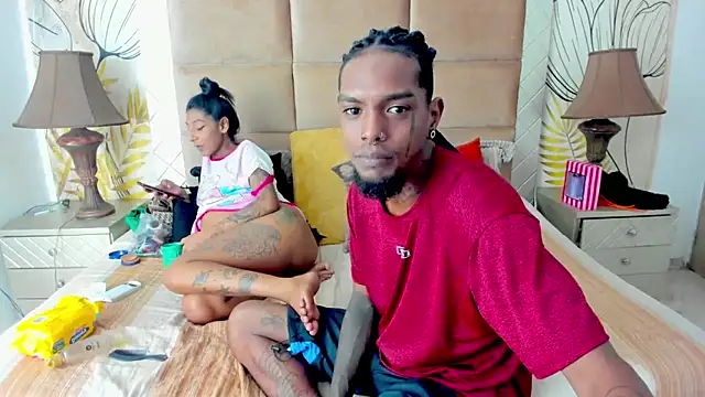 bigblackhotx1 online show from 11/05/25, 12:19