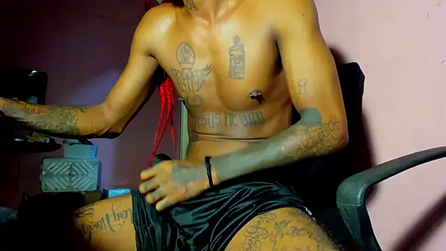 bigblackhotx1 online show from 04/09/26, 10:21