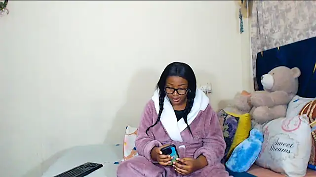 Snapshot of veronica1xxx chatting on 06/15/26, 08:30 veronica1xxx online show from 06/15/26, 08:30