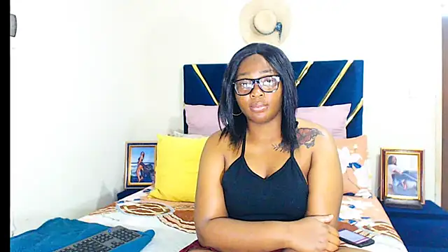 veronica1xxx online show from 09/18/25, 07:50