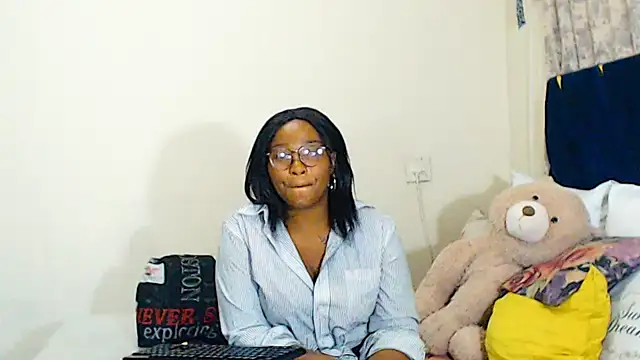 veronica1xxx online show from 04/16/26, 09:39