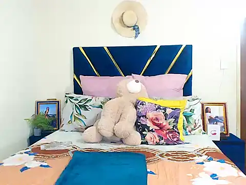 veronica1xxx online show from 10/20/25, 07:14