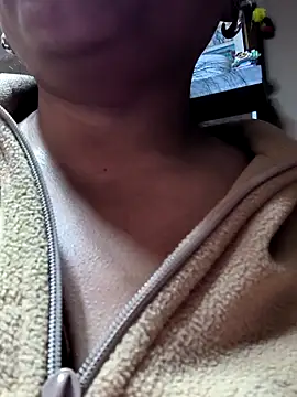 Snapshot of Kasandra02 chatting on 02/19/26, 06:27 Kasandra02 online show from 02/19/26, 06:27