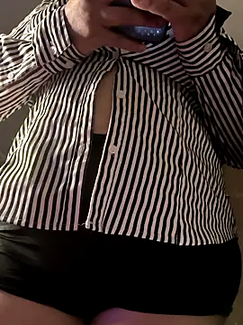 Kasandra02 online show from 04/10/26, 05:03