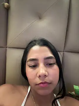 Snapshot of darsha_90 chatting on 01/15/25, 03:22 darsha 90 online show from 01/15/25, 03:22