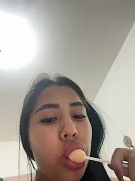 Snapshot of darsha_90 chatting on 11/01/25, 12:17 darsha 90 online show from 11/01/25, 12:17