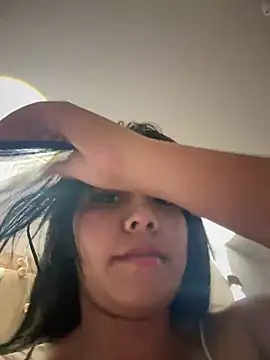 Snapshot of darsha_90 chatting on 01/26/25, 02:56 darsha 90 online show from 01/26/25, 02:56