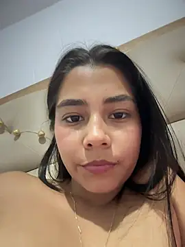 Snapshot of darsha_90 chatting on 12/16/24, 03:51 darsha 90 online show from 12/16/24, 03:51