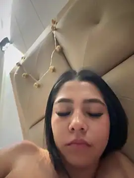 Snapshot of darsha_90 chatting on 01/17/25, 04:17 darsha 90 online show from 01/17/25, 04:17