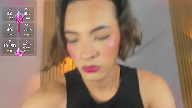 Snapshot of miss_Ari chatting on 12/27/24, 07:57 miss Ari online show from 12/27/24, 07:57