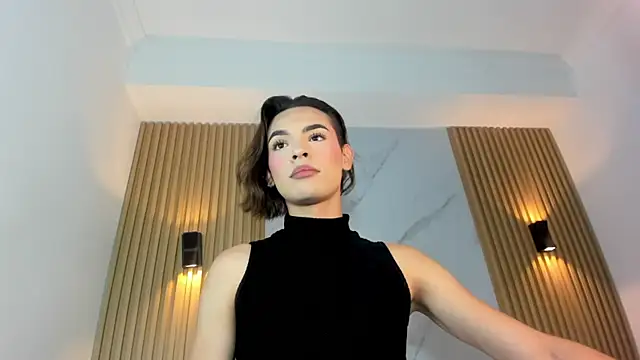 Snapshot of miss_Ari chatting on 01/18/25, 07:37 miss Ari online show from 01/18/25, 07:37