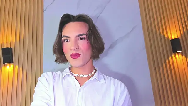 Snapshot of miss_Ari chatting on 01/12/25, 07:21 miss Ari online show from 01/12/25, 07:21