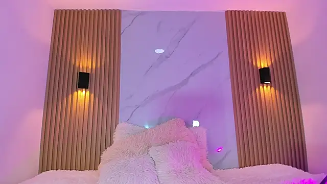 Snapshot of miss_Ari chatting on 02/28/25, 07:56 miss Ari online show from 02/28/25, 07:56