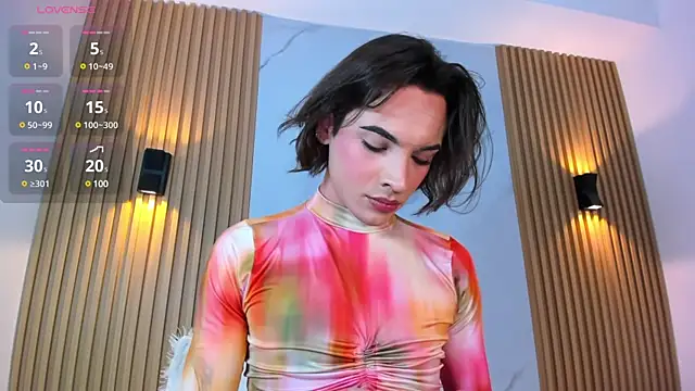 Snapshot of miss_Ari chatting on 02/05/25, 08:04 miss Ari online show from 02/05/25, 08:04