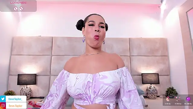 Eevee Taylor online show from 04/13/26, 03:21