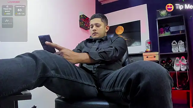 Snapshot of Marcos_garcias chatting on 06/30/26, 10:04 Marcos garcias online show from 06/30/26, 10:04