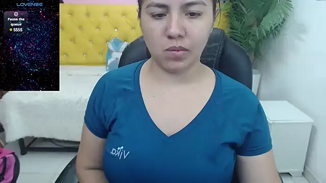 candiapole online show from 03/19/25, 12:45