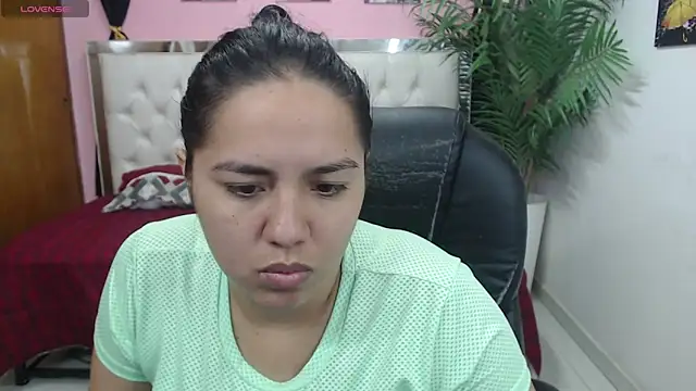 candiapole online show from 03/20/25, 12:43