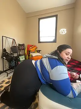 tillymarie34 online show from 03/09/26, 05:38