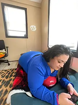 Snapshot of tillymarie34 chatting on 02/27/26, 05:02 tillymarie34 online show from 02/27/26, 05:02