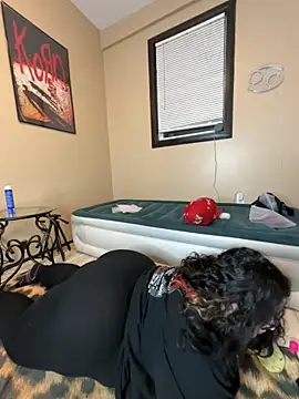 tillymarie34 online show from 04/22/26, 02:51