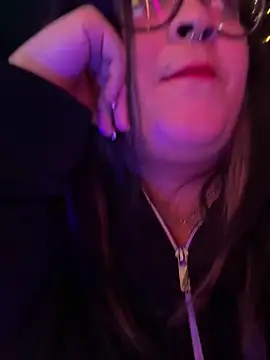 Snapshot of tillymarie34 chatting on 02/01/26, 01:48 tillymarie34 online show from 02/01/26, 01:48