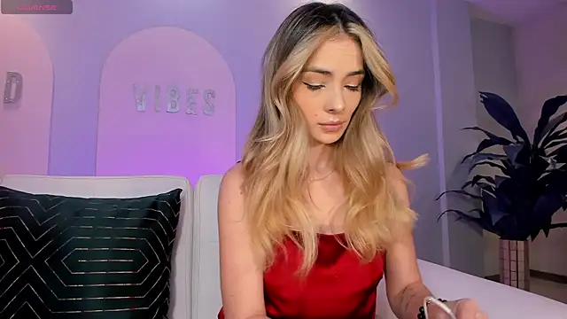StacyWoods online show from 04/30/26, 11:50