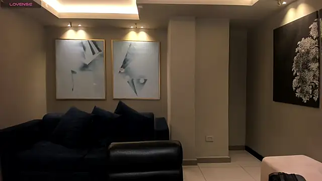 StacyWoods online show from 03/19/25, 10:33