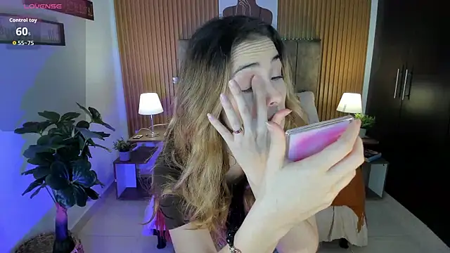 StacyWoods online show from 01/15/26, 07:28