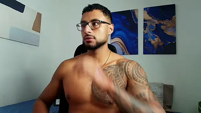 LiamGarcia1 online show from 09/10/25, 02:05