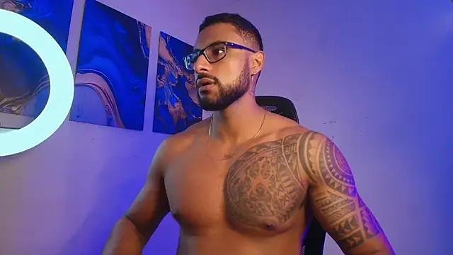 LiamGarcia1 online show from 03/10/26, 03:27