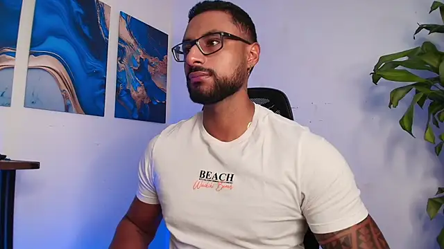 LiamGarcia1 online show from 03/25/26, 03:22