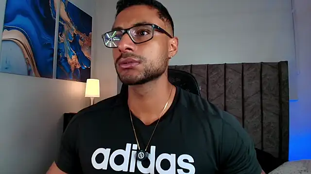 LiamGarcia1 online show from 04/15/26, 04:40