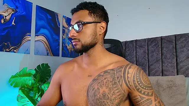 LiamGarcia1 online show from 09/23/25, 03:08