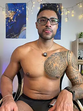 Snapshot of LiamGarcia1 chatting on 07/10/26, 02:17 LiamGarcia1 online show from 07/10/26, 02:17