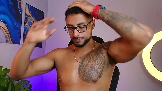 LiamGarcia1 online show from 09/16/25, 03:24