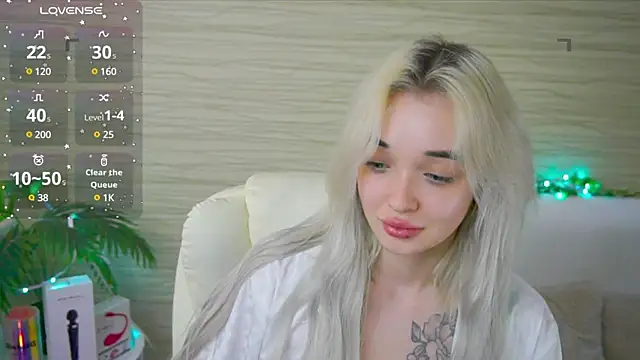 Snapshot of Ashley_S chatting on 03/07/25, 05:29 Ashley S online show from 03/07/25, 05:29