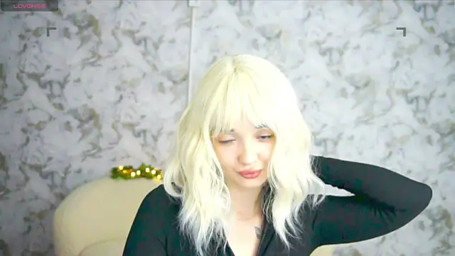 Ashley S online show from 06/10/26, 10:22