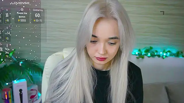 Snapshot of Ashley_S chatting on 03/15/25, 11:06 Ashley S online show from 03/15/25, 11:06