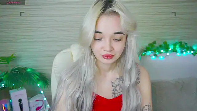 Snapshot of Ashley_S chatting on 03/01/25, 11:04 Ashley S online show from 03/01/25, 11:04